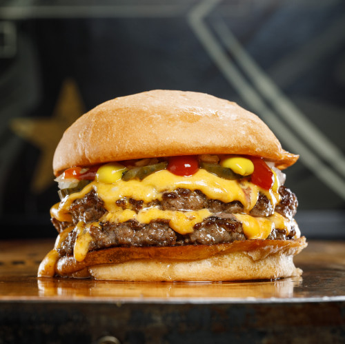 hamburguesa-cheddar y panceta